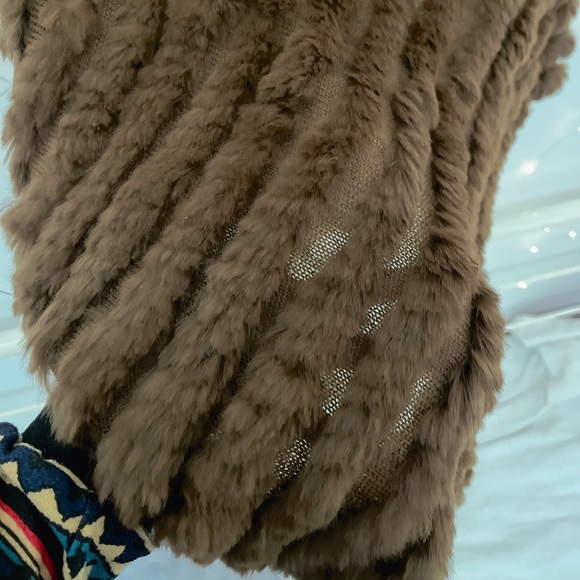 Real fur rabbit poncho (brown) - Picture 3 of 4